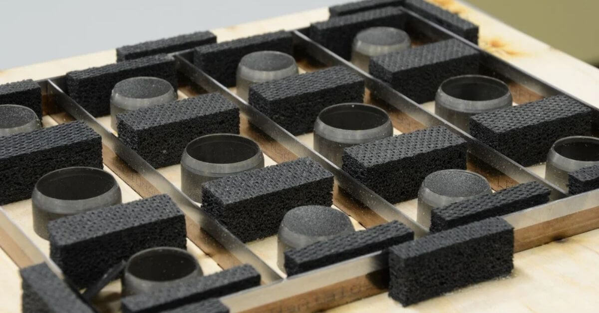Choosing the Right Manufacturing Process for an Electrically Conductive Gasket (1)