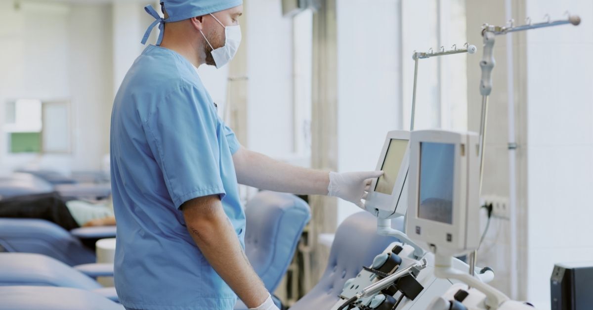 Manufacturing Readiness Levels for Medical Devices: Applying Defense Frameworks to FDA Pathways